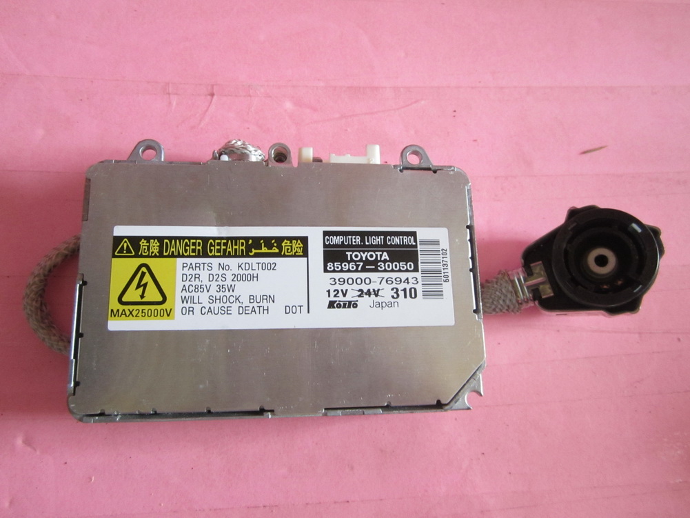 Prius HID Headlight ballast computer 85967 30050 Used Auto Parts